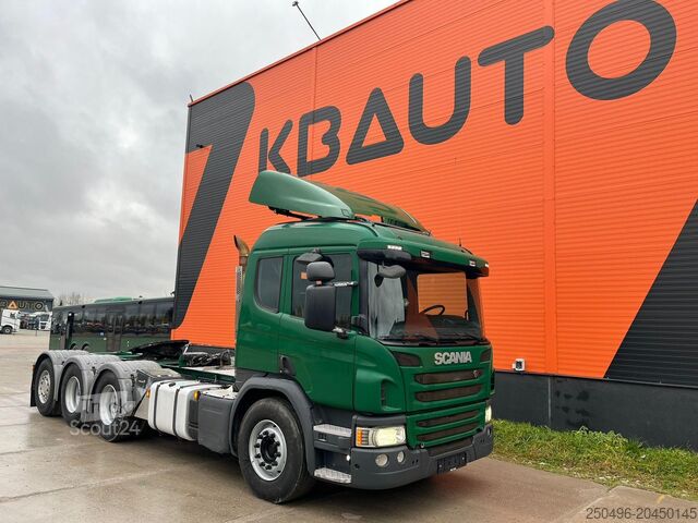 Štandardný traktor Scania P 450 8x4*4 HYDRAULICS