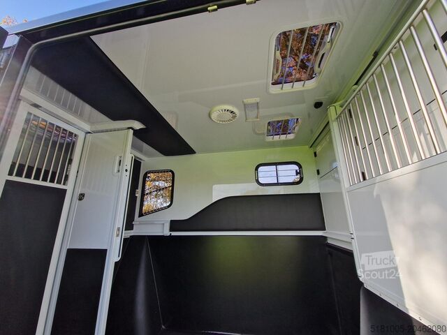 Transport koni Renault Master Nieuw model MTM paardenwagen voor 2 paar...