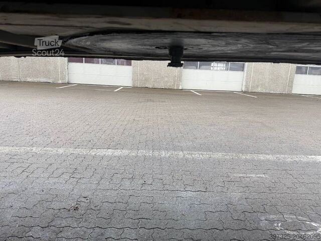 Przesuwne plandeki Kel-Berg Curtainsider / Planenauflieger / Gardin