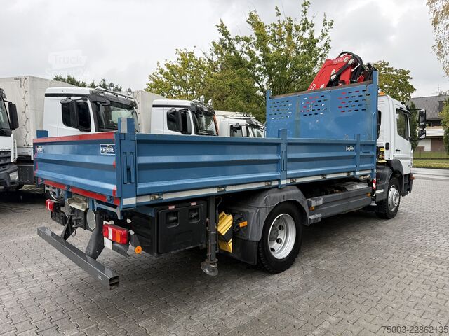 Кран-манипулятор на шасси грузовика Mercedes-Benz Atego 1623 4X2 Kran Fassi F135