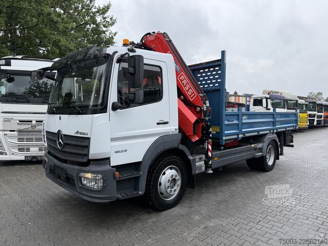Вантажівка з відкритою платформою Mercedes-Benz Atego 1623 4X2 Kran Fassi F135
