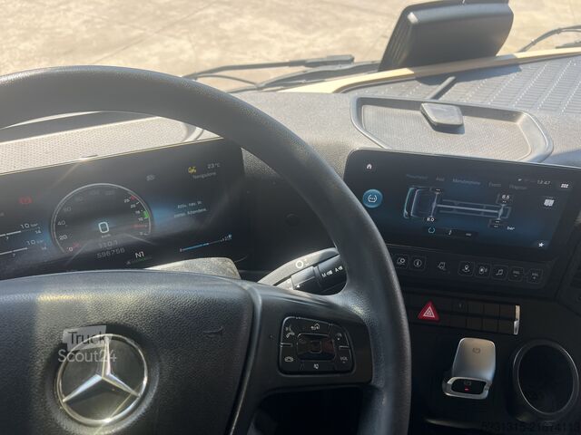 Trattore stradale standard Mercedes-Benz Actros 1853