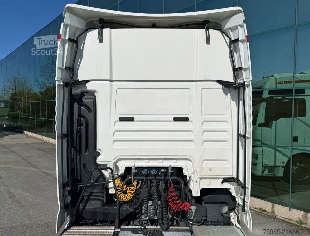 Standard SZM MAN TGX 18.440 EURO 6 PARK AIRCO 2X TANKS SMART TACH