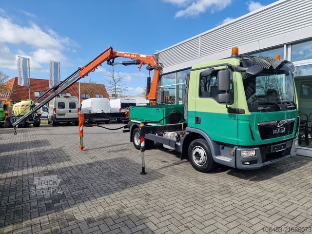 Fourgon pick-up MAN TGL 8.250 Prische Kran Funk 4 Punkt 8900 KM neuw