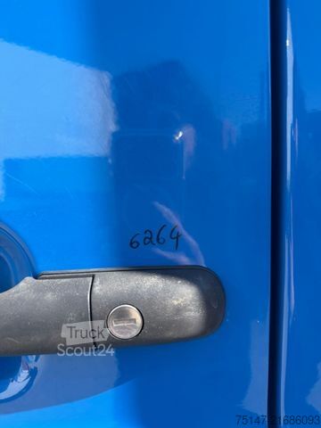 Furgoneta caja MERCEDES-BENZ 818 L Atego Klima Tempomat