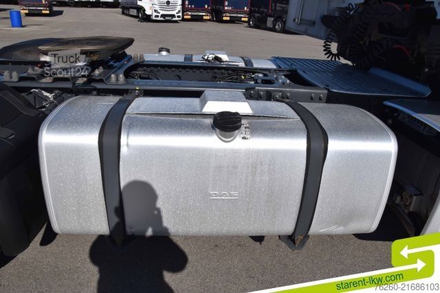 Tractor estándar DAF XG 480 Intarder ACC Standklima 1.465L Tank LED