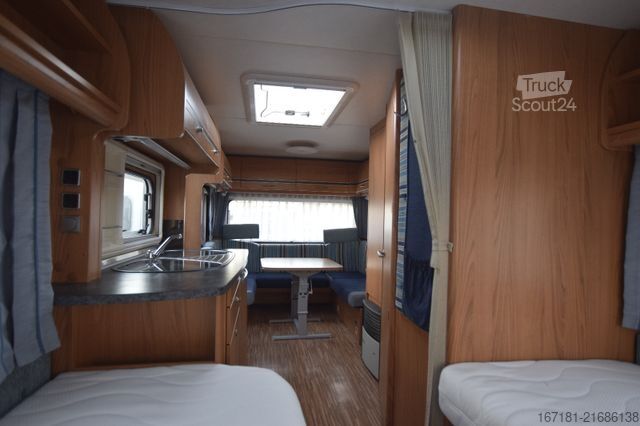 Caravana BÜRSTNER Belcanto 460 TL mit Mover und Markise