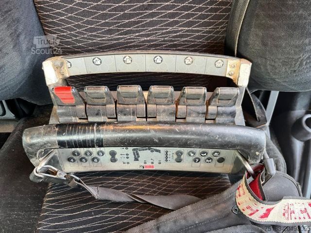 Τρίπλευρο ανατρεπόμενο φορτηγό MERCEDES-BENZ Arocs 2543 L 3-Achs Kipper Kran Hiab 211 5xhydr.