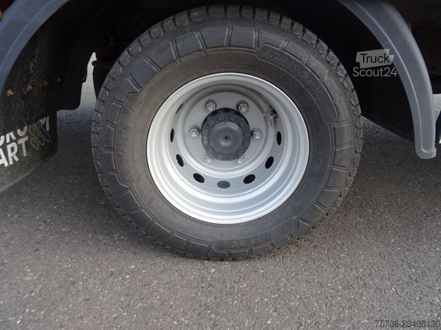 Фургон для напоїв IVECO 72 C 17 Daily*4,2m Schiebeplane li Koffer re*LBW