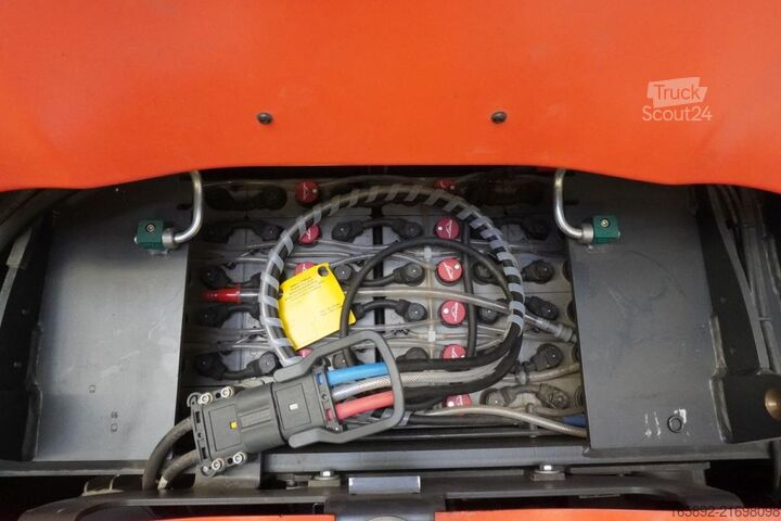 Carrello commissionatore ad alto livello Linde V 48 5213