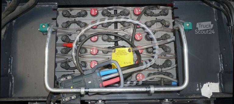 Carrello commissionatore ad alto livello Linde V 48 5213