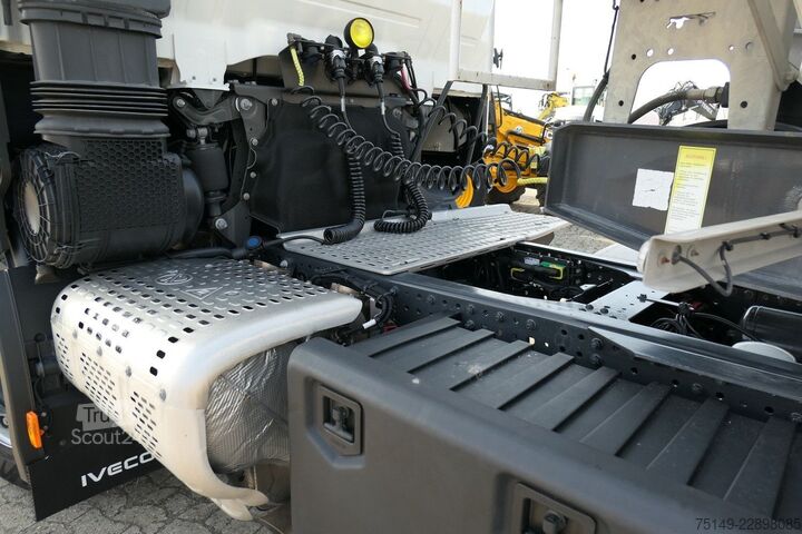 Standart çekici ünitesi IVECO AS440XT/P HR  X-WAY 500, Intarder, Klima, Navi