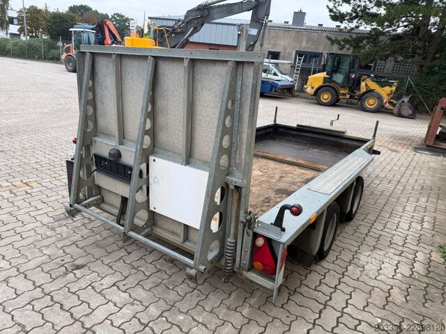Zema kravnes piekabe IFOR WILLIAMS Baumaschinenanhänger mit Rampen / 3.500 KG