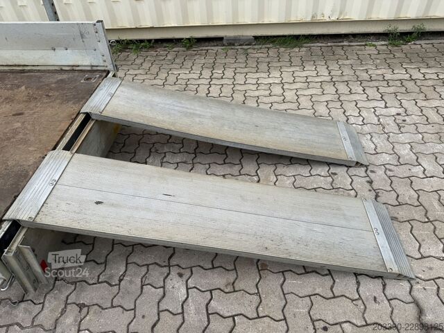 Zema kravnes piekabe KOCH Baumaschinenanhänger / Rampen / TÜV Januar 2027