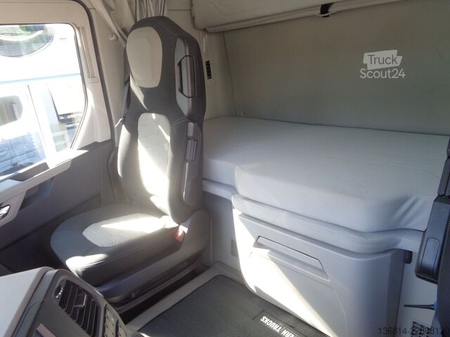 Standarta vilcējs FORD F-Max 500 ZF-Intarder 2 x Tank ACC