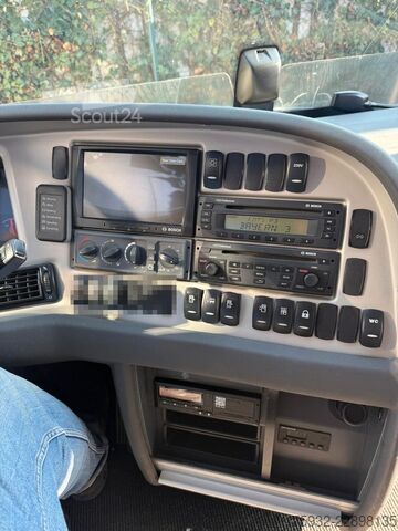 Turistični avtobus VOLVO 9700