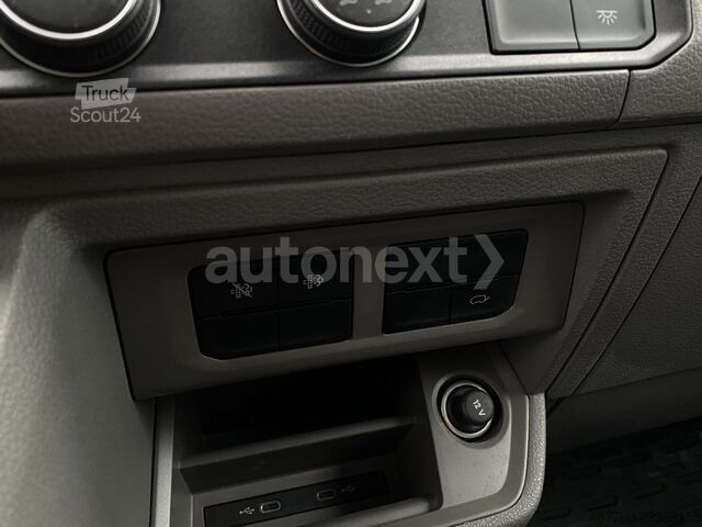 Кутиевиден ван VW Crafter 35 Automatik *Ladebordwand* Top Zustand!