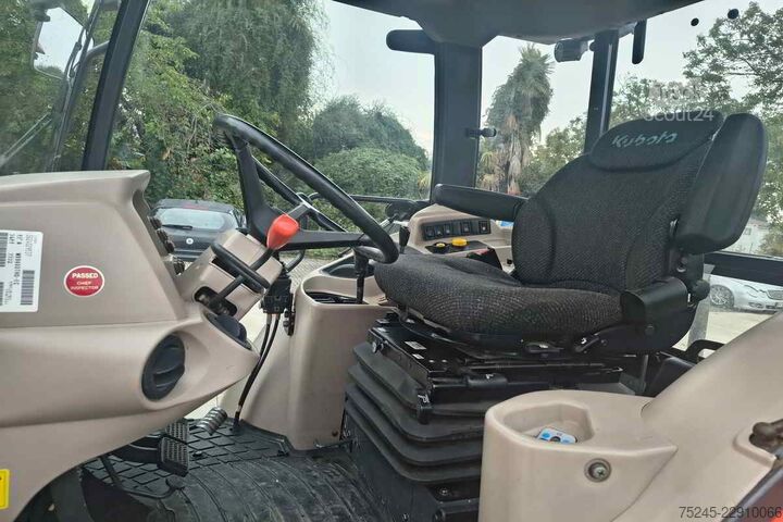 Traktor Kubota M9960 4RM