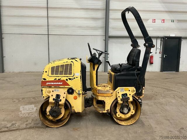 Tandem roller Dynapac CC 900
