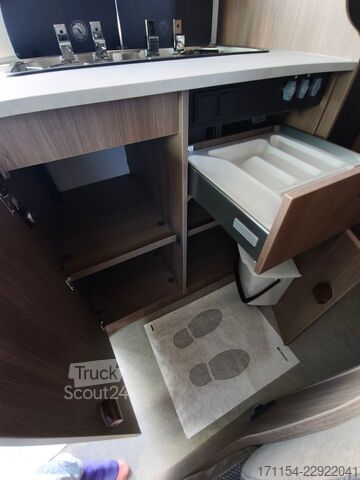 Autocaravana capucino CARADO A 364 Makise, Navi, Lithium,6 Personen Zulassung