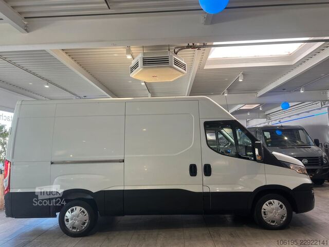 Ван с висока покривка IVECO Daily 35S16 Hi-Matic*Hoch+Lang*AHK 3,5t*Euro6