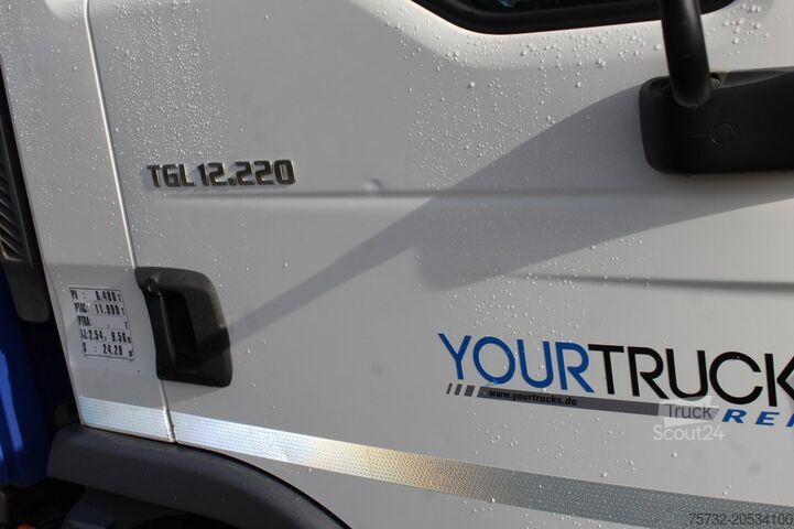 Camión plataforma con toldo MAN TGL 12.220 Plane-Koffer 7,5 m LBW Klima 199TKm