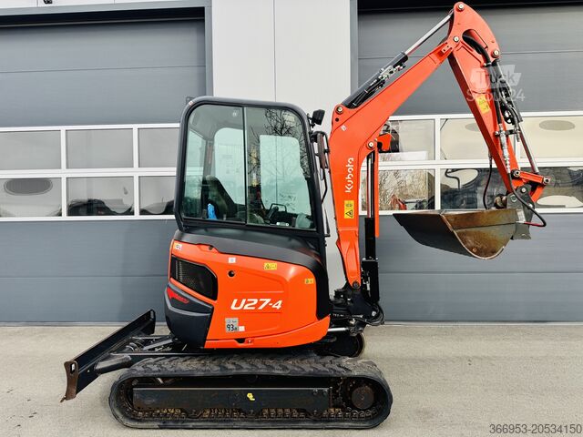 Mini excavator Kubota U27-4