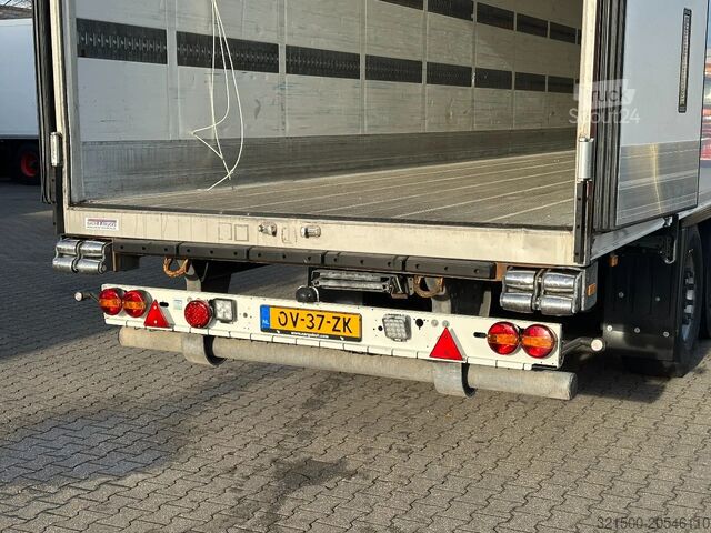 Transport réfrigéré/congélé Schmitz Cargobull Thermo King SLXi 300 only 3748 hours / Disc Brakes