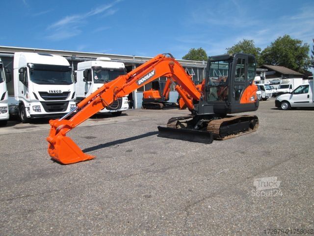 Μίνι εκσκαφέας DOOSAN DX60*38 KW*YANMAR MOTOR*