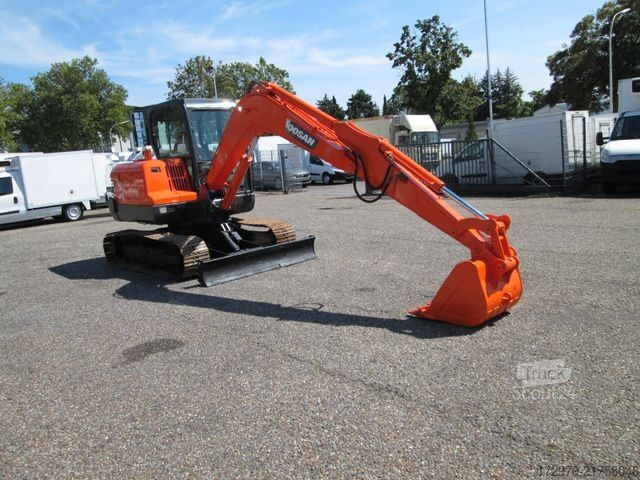 Μίνι εκσκαφέας DOOSAN DX60*38 KW*YANMAR MOTOR*
