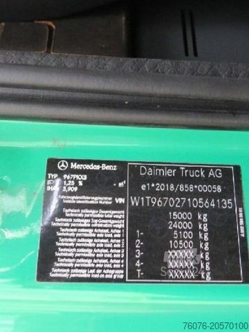 Фургон (грузовой автомобиль) MERCEDES-BENZ Atego 1524 L 7.2 m Koffer LBW2t Seitentür Kamera