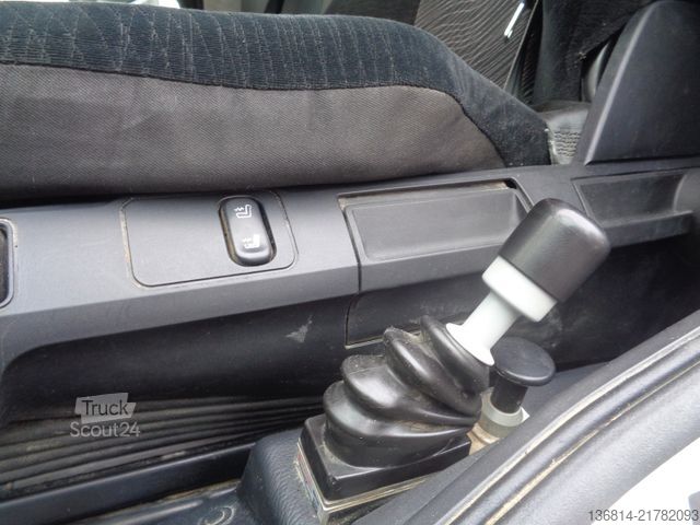 Trostrani kiperski kamion MERCEDES-BENZ Arocs 3246 /Blattfederung/Bordmatik/Meiller