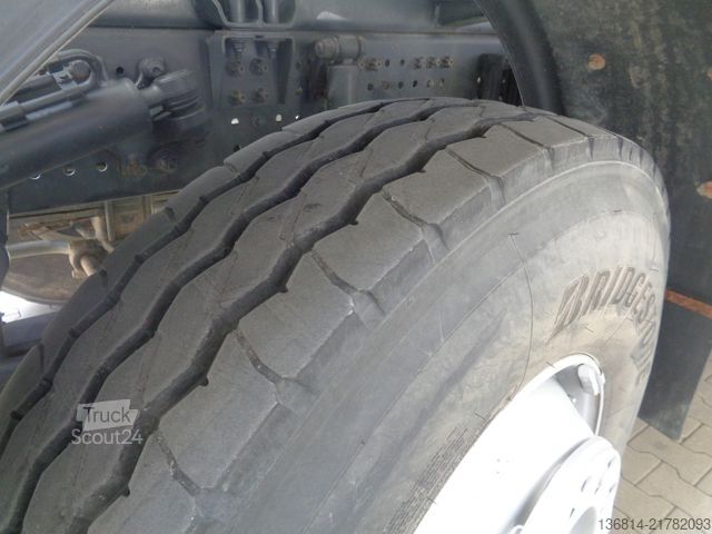 Trostrani kiperski kamion MERCEDES-BENZ Arocs 3246 /Blattfederung/Bordmatik/Meiller