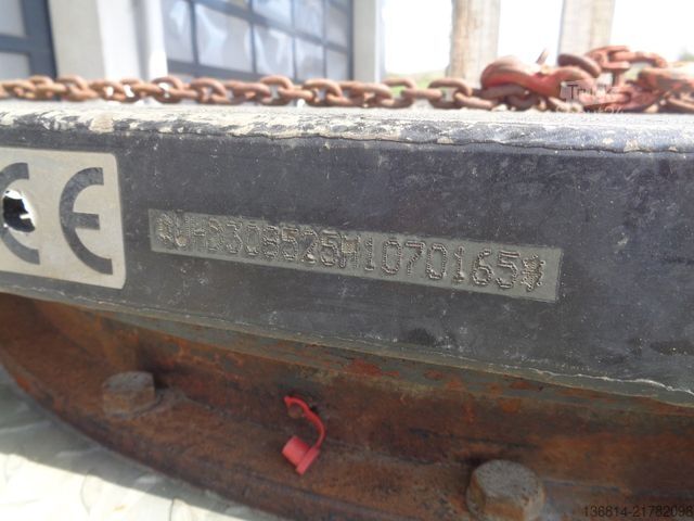 Remolque de plataforma baja HUMBAUR HTD 30 Drehschemel hydr. Rampen Verzinkt