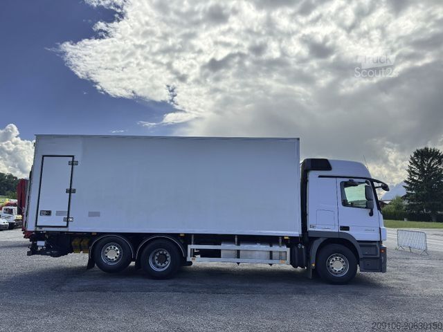 Rashladni kamion MERCEDES-BENZ Actros 2544 Carrier Supra 950 MT Retarder Lift