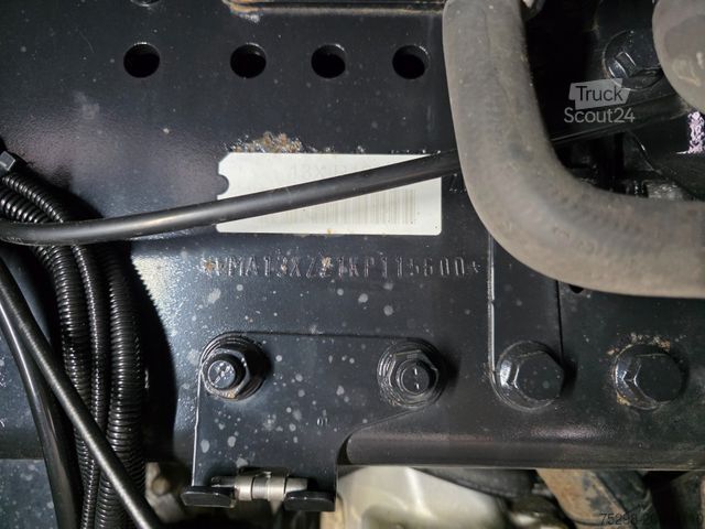 Volymdragbil MAN TGX 18.460 4X2 LLS-U / Retarder / 2 Tanks