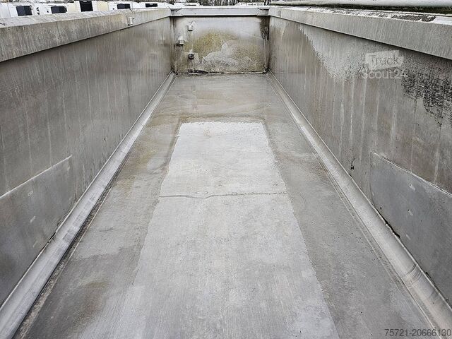 شاحنة قلابة SCHMITZ SKI 24