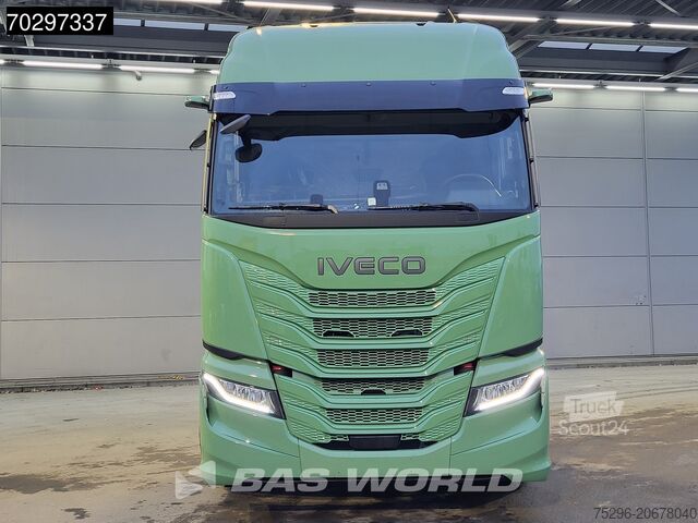 Standard-SZM Iveco S-Way 580 4X2 NEW! LED Standklima ACC Navi Euro 6