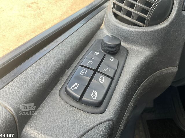 Šiukšlių surinkimo transporto priemonė Mercedes-Benz Atego 1524 Euro 6 Fratelli Mazzocchia 12m²