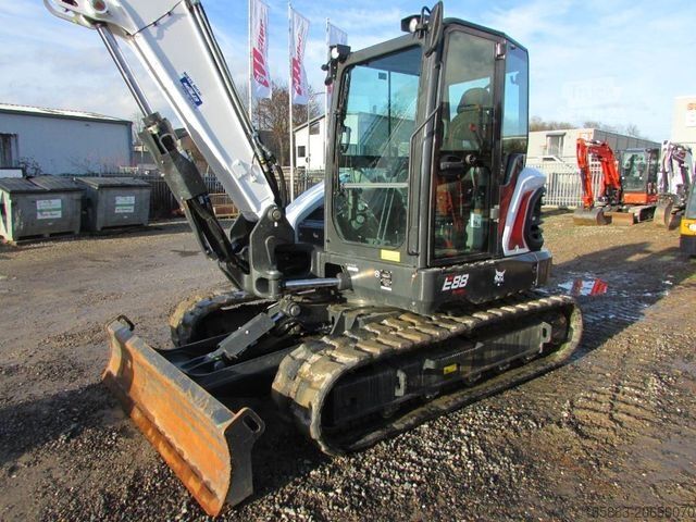حفارة صغيرة BOBCAT E 88 R2 Minibagger 72.500 EUR