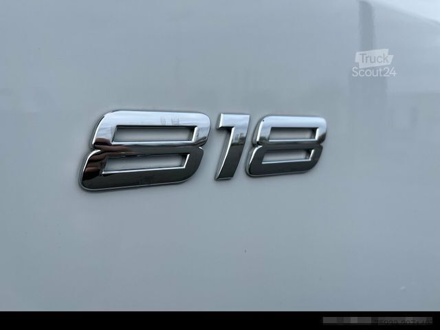 Transporter mit Kipper MERCEDES-BENZ Atego 818 K 4x2 3-S.-Kipper+Klima+2xAHK+2600 km!