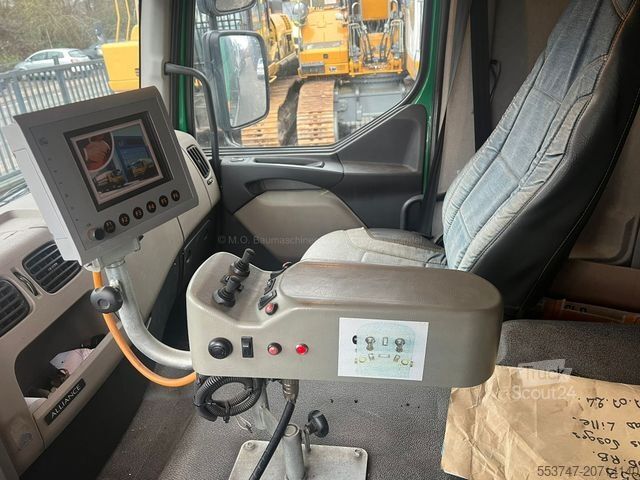 Spezial-LKW RENAULT Renault Premium Bitumensprayer