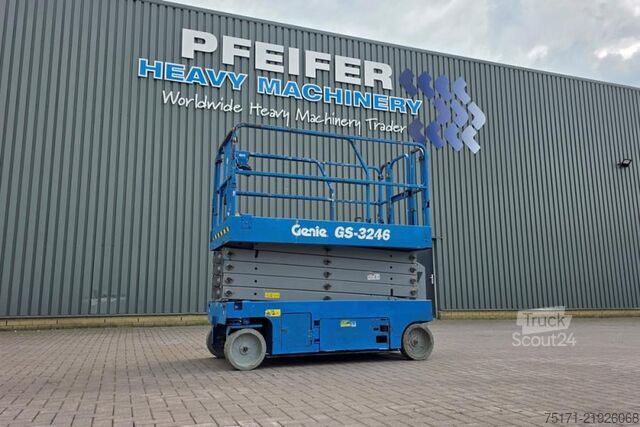 Ножичний підйомник Genie GS3246 Electric, Working Height 11.75 m, 318kg Cap