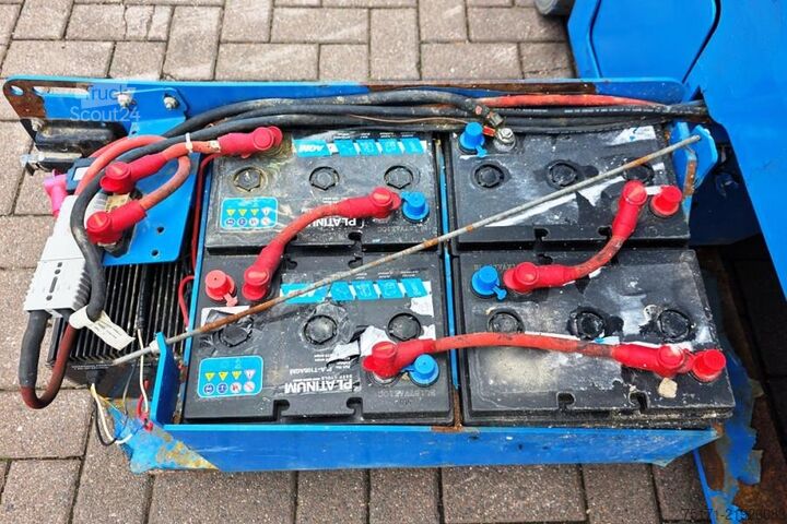 Ножичний підйомник Genie GS3246 Electric, Working Height 11.75 m, 318kg Cap