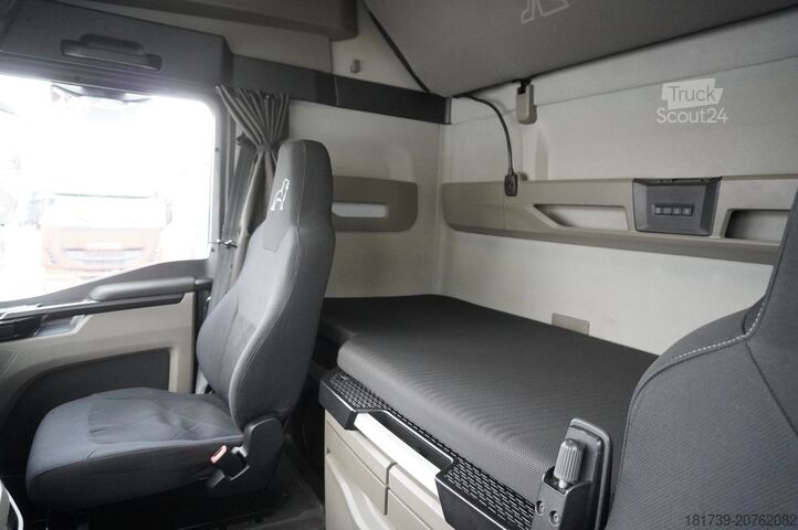 Vilcējs + puspiekabe MAN TGX 18.510 4×2 tractor unit + Tipper