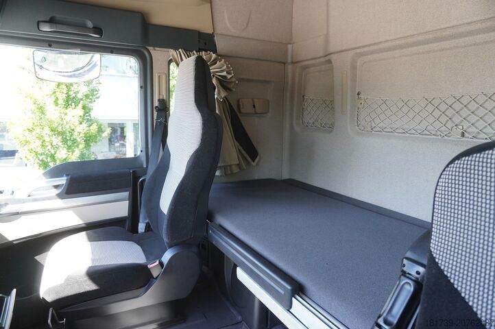 TRAKTORS MAN TGX 18.420 tractor unit / 190 tho. km