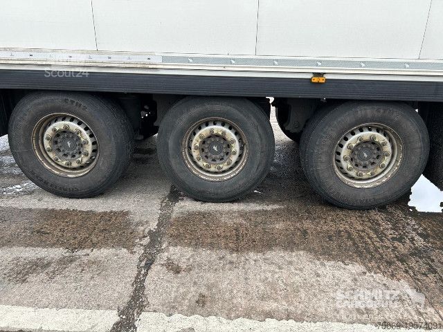 Reefer semitrailer Schmitz Cargobull Reefer Multitemp