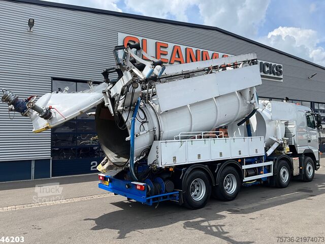 Veicolo di aspirazione Volvo FH 390 8x4 kolkenzuiger