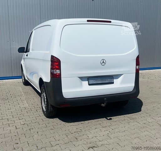 Panelová dodávka MERCEDES-BENZ Vito 109 KOMPAKT 6-G KAMERA NAVI PDC 3-SITZE AHK