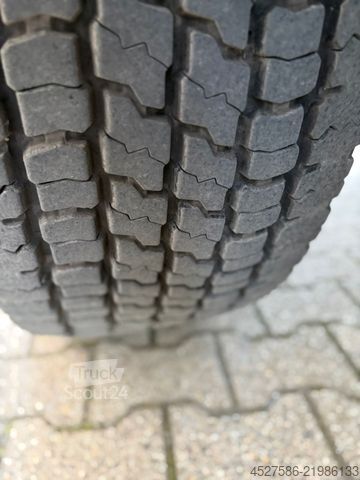 Platforminis sunkvežimis MAN TGA 18.430 4X4 BB*PALFINGER KRAN*HD-PUMPE*KLIMA